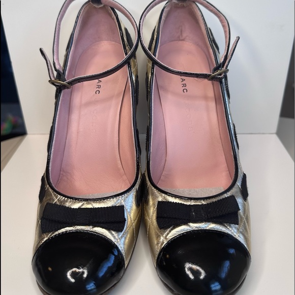 COPY - Quilted Marc Jacobs Pumps - Picture 1 of 5